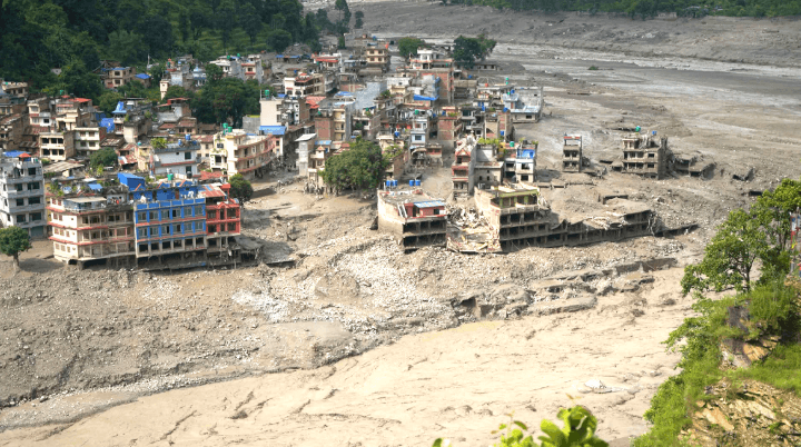 भोटेकोसी र त्रिशूलीको बहाव घटे पनि अझै उच्च सतर्कता आवश्यक, काठमाडौंसहित २४ जिल्लामा बाढीको चेतावनी