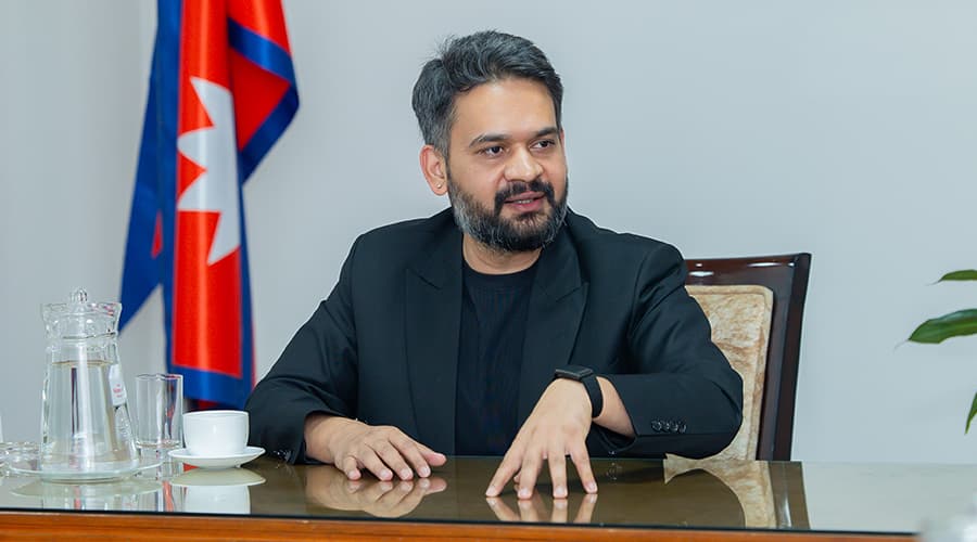 मन्त्रिपरिषद् बैठक बस्दै