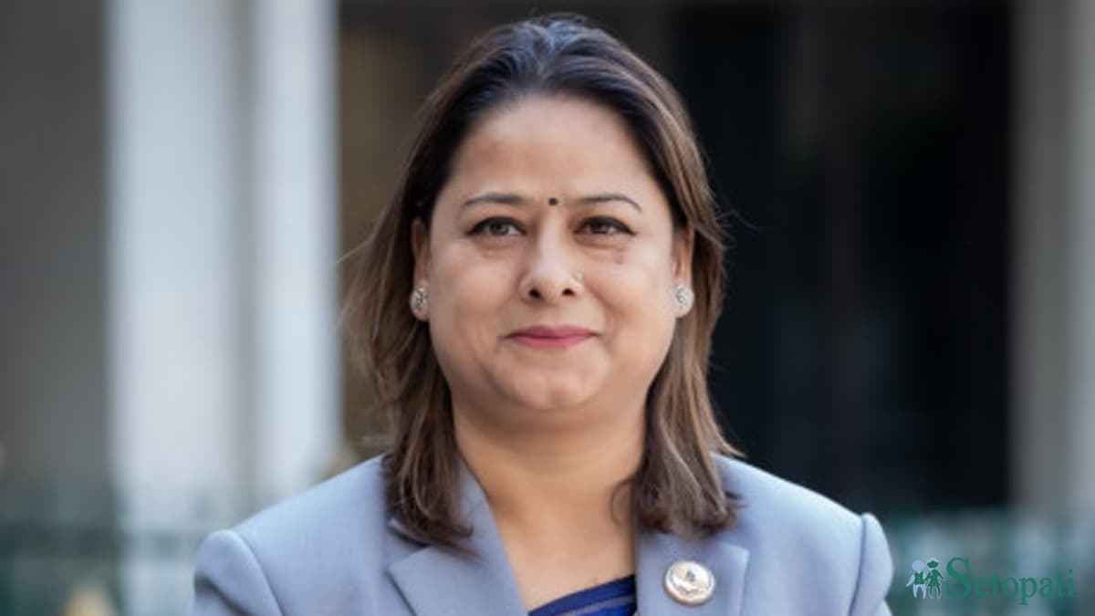 नाउपा अध्यक्ष रञ्जिता श्रेष्ठ छाती दुखेपछि गंगालाल अस्पतालमा भर्ना...