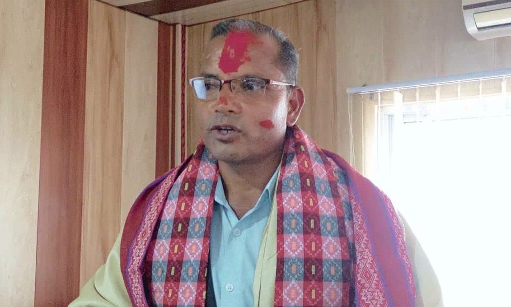बजेटप्रति असन्तुष्टि जनाउँदै एमाले सांसद वीरबहादुर थापाले दिए राजीनामा